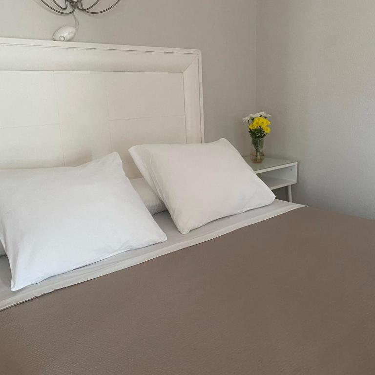 Hostal Moscatel - Queen Room with Spa Bath - 1