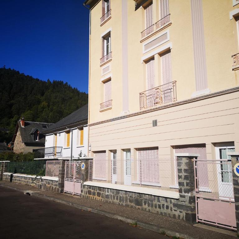 Appartement situé au cœur du village du Mont-Dore 1er étage - Apartment mit 1 Schlafzimmer - 13