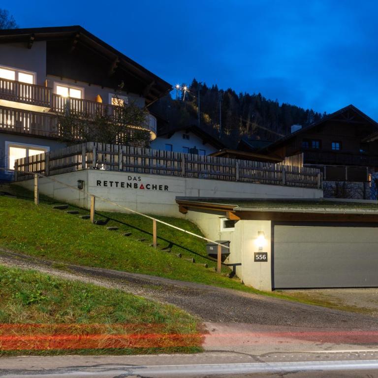 Appartements DAS RETTENBACHER - Four-Bedroom Apartment with Balcony and Mountain View - 4