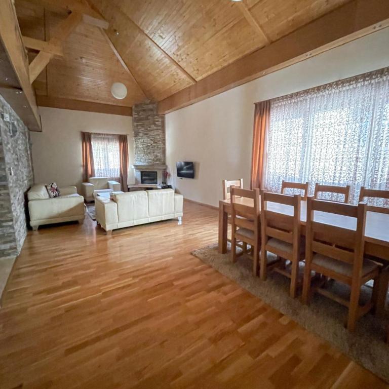 My sweet home Jahorina - Three-Bedroom Apartment - 22