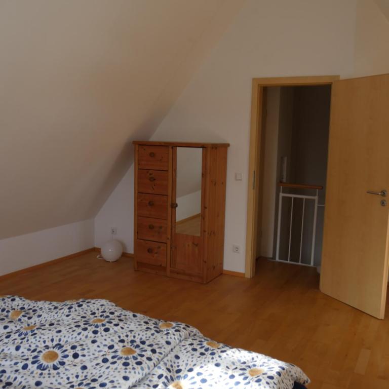 Maisonette-Wohnung in Nürnberg - Apartment mit 2 Schlafzimmern - 16