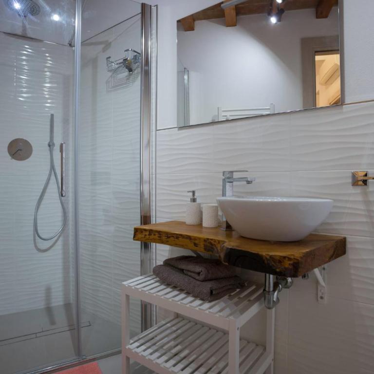 Visit Florentia Apartment - Suite Familiare - 12