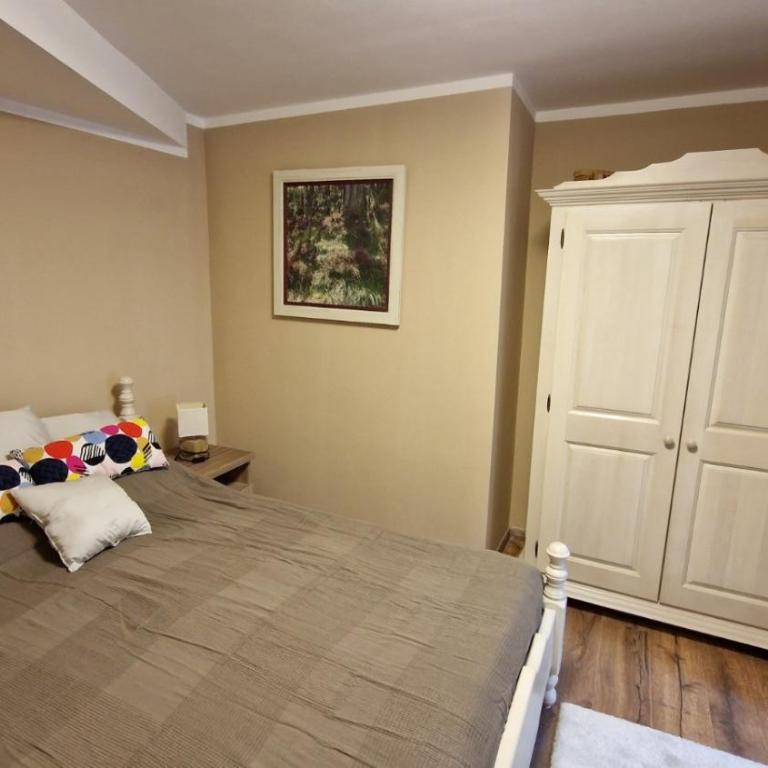 Ski House - Two-Bedroom Apartment - 12