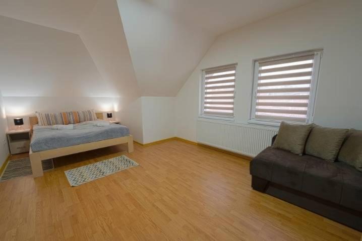 Apartman Luka - Two-Bedroom Apartment - 19