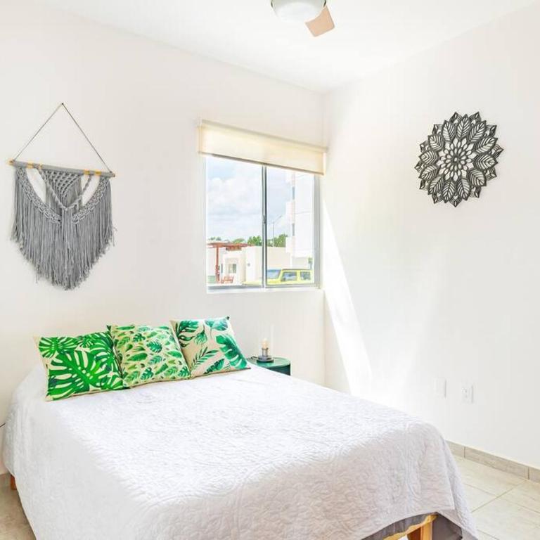 Nest to rest - Cozy ground floor apt with 2 bedrooms, pool and facilities - Two-Bedroom Apartment - 24