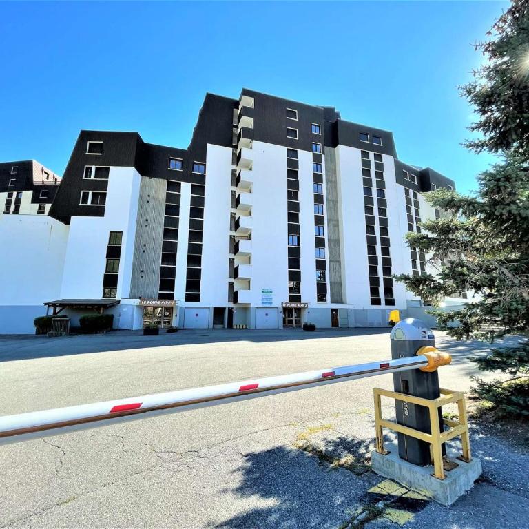 Studio Montagne 4 Pers. près Pistes et Commerces - La Salle les Alpes - Appartement 1 Chambre - 11