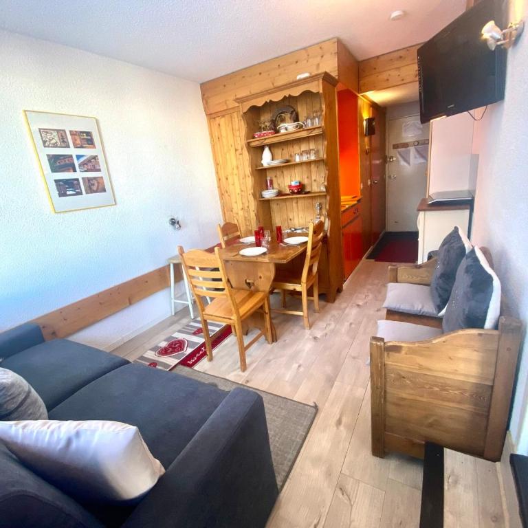 Appartement cosy, proche centre, balcon, vue Mont Blanc - FR-1-346-483 - Apartment - 4