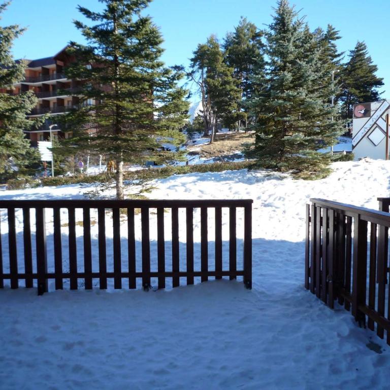 Appartement 6 personnes avec terrasse et jardin proche des pistes - FR-1-651-5 - Apartment - 5