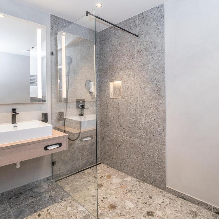 Aktivhotel Schweizerhof Kitzbühel - Junior Suite - 5