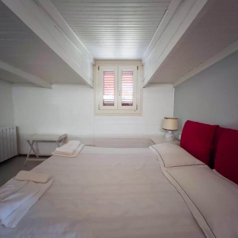 La Mansardina del Principino by Wonderful Italy - Apartment with Balcony - 12