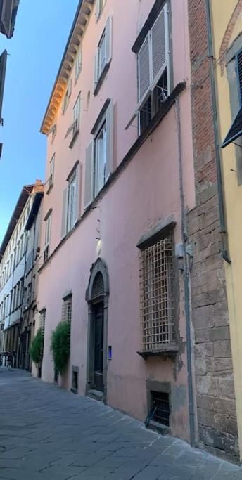 Loft moderno ubicato nel centro storico di Lucca - Appartamento con 1 Camera da Letto - 9