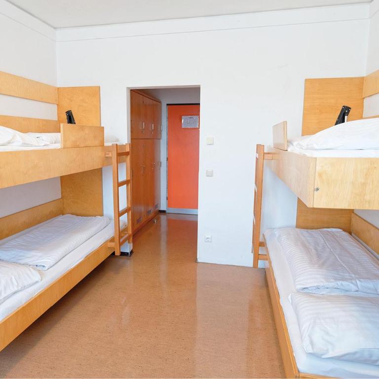 Jugend- und Familiengästehaus Villach - Fünfbettzimmer - 9