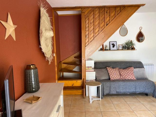 Belle villa climatisée avec 2 chambres, terrasse en angle, parking privatif dans résidence sécurisée piscine commune 800 m de la mer LRCS151 - Maison 2 Chambres - 6
