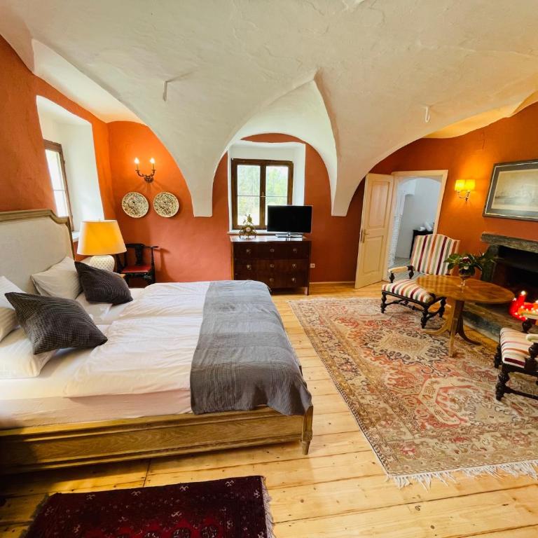 Schloss Moosburg Gästehaus - Deluxe Doppelzimmer mit Dusche - 3