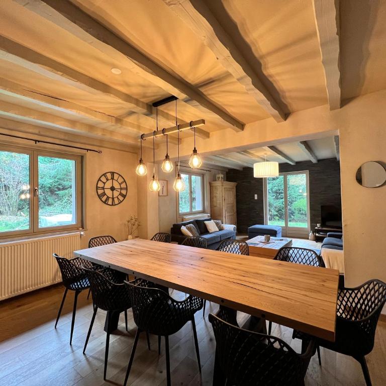 LES CIMES BLANCHES CLEDICIHOME Chalet 10 pers SPA & Grand terrain 4 MINUTES DES PISTES - Chalet - 12