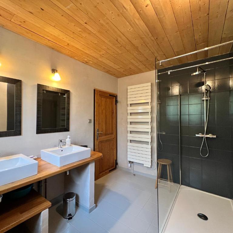 LES CIMES BLANCHES CLEDICIHOME Chalet 10 pers SPA & Grand terrain 4 MINUTES DES PISTES - Chalet - 21