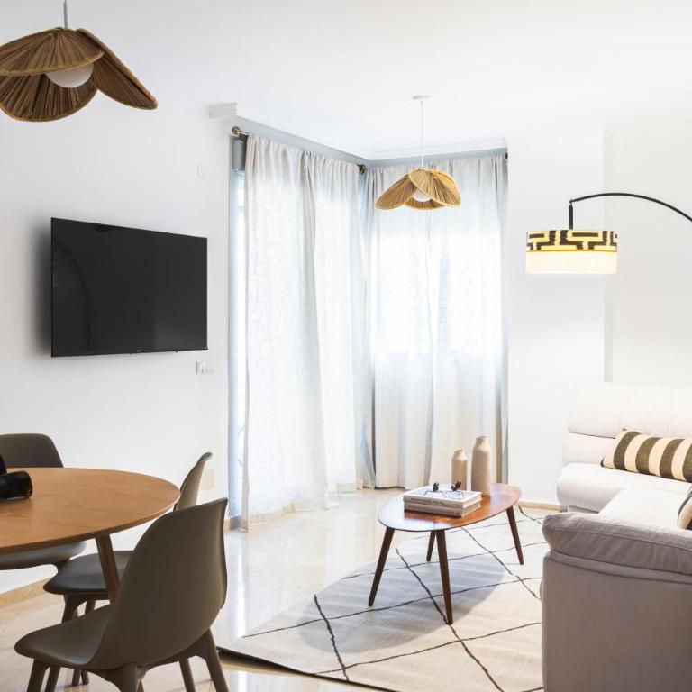 PRECIOSO APARTAMENTO EN MARIA ZAMBRANO - Apartamento de 3 dormitorios - 7