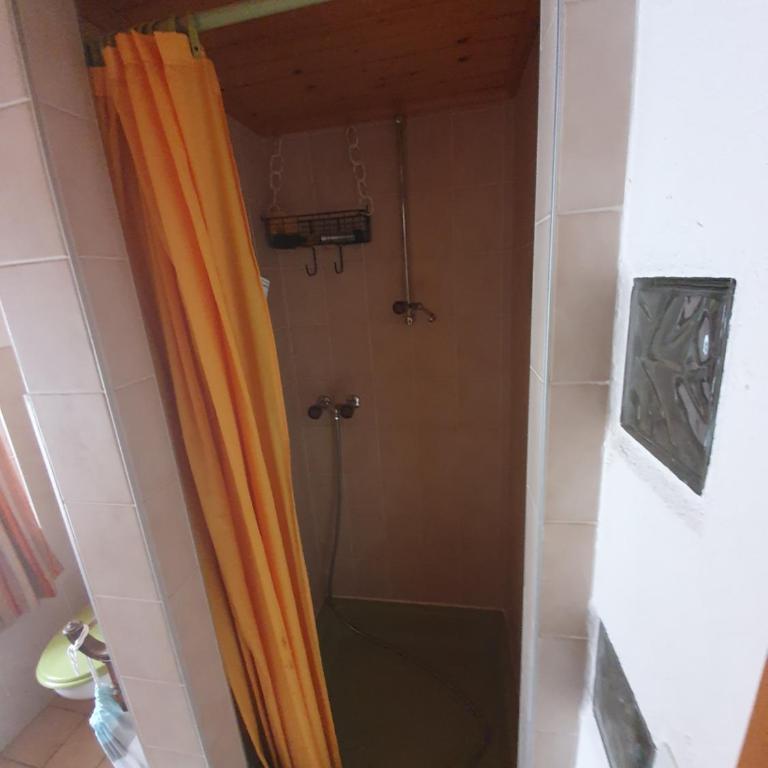 Bourg-saint-Pierre : le cachet d'antan - Two-Bedroom Apartment - 19
