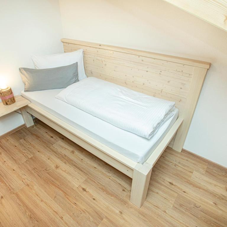 Ferienwohnungen "Zur Wally", Apartment Sauba - Apartment mit 3 Schlafzimmern - 4