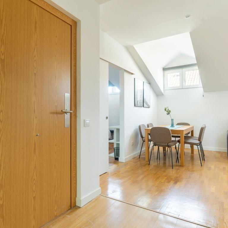 Limehome Madrid San Lorenzo - Two-Bedroom Apartment - 15