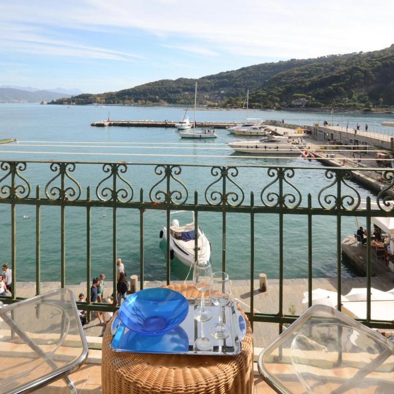 Stunning Apartment In Portovenere - Two-Bedroom Apartment - 1
