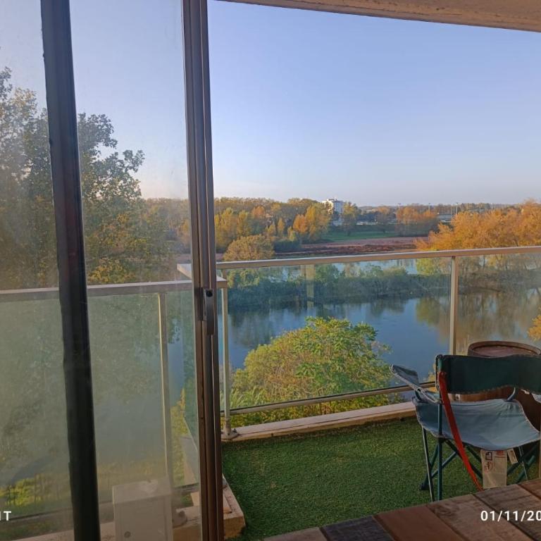 Petit cocon vue sur la Loire avec Place de Parking offerte - Apartamento Estudio - 1