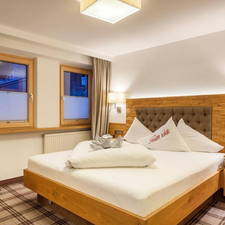 Hotel Jäger - Deluxe Doppelzimmer mit einem Balkon oder einer Terrasse - 13