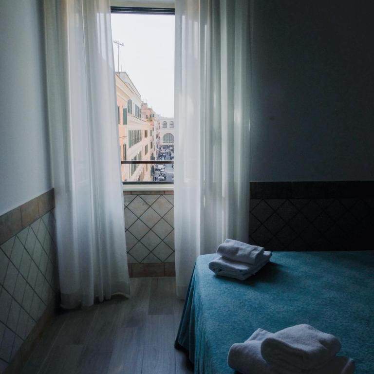 Square Inn - Doppelzimmer mit eigenem Bad - 1