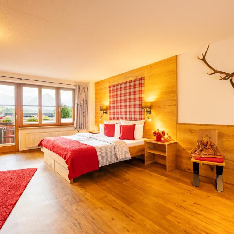 Familien- und Wellnesshotel "Viktoria" - Junior Suite (17) - 1