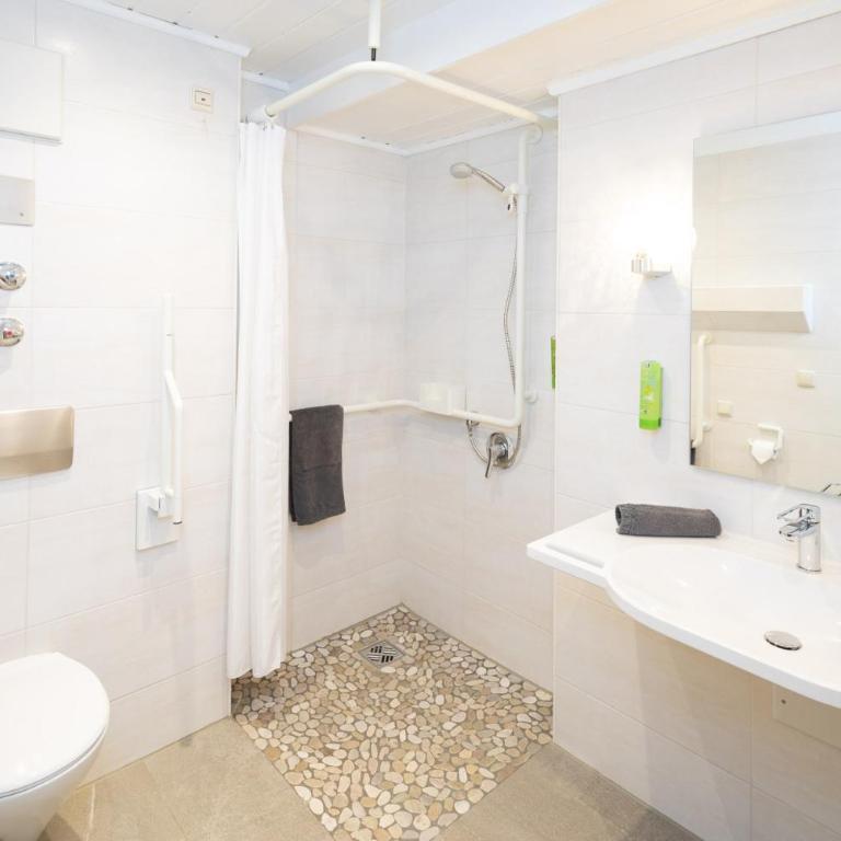 Familien- und Wellnesshotel "Viktoria" - Apartment (15) - 3