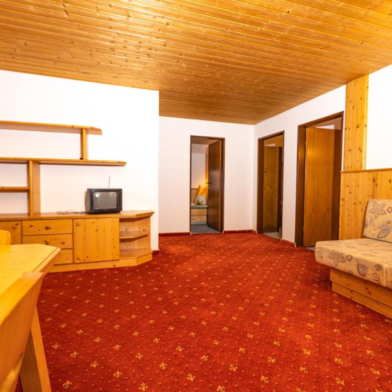 Haus Anton Sölden - Apartments & Zimmer - Familiensuite - 2