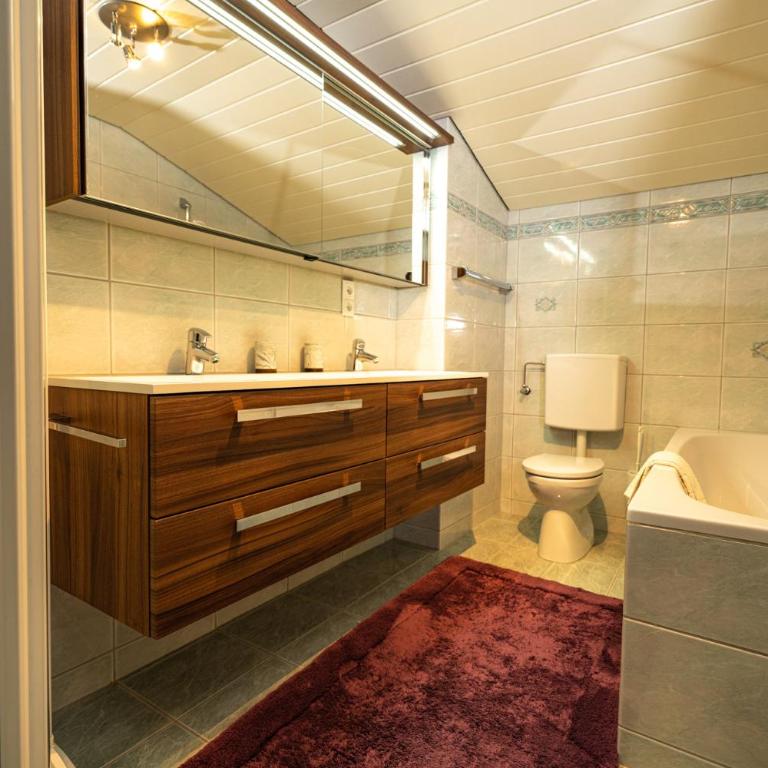 Haus Anton Sölden - Apartments & Zimmer - Familiensuite - 10