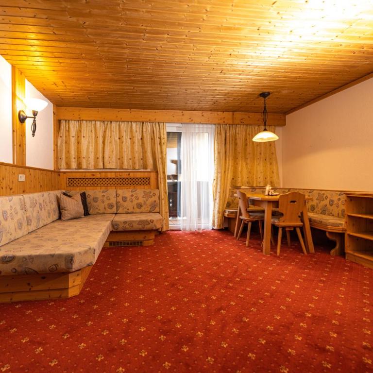 Haus Anton Sölden - Apartments & Zimmer - Familiensuite - 9