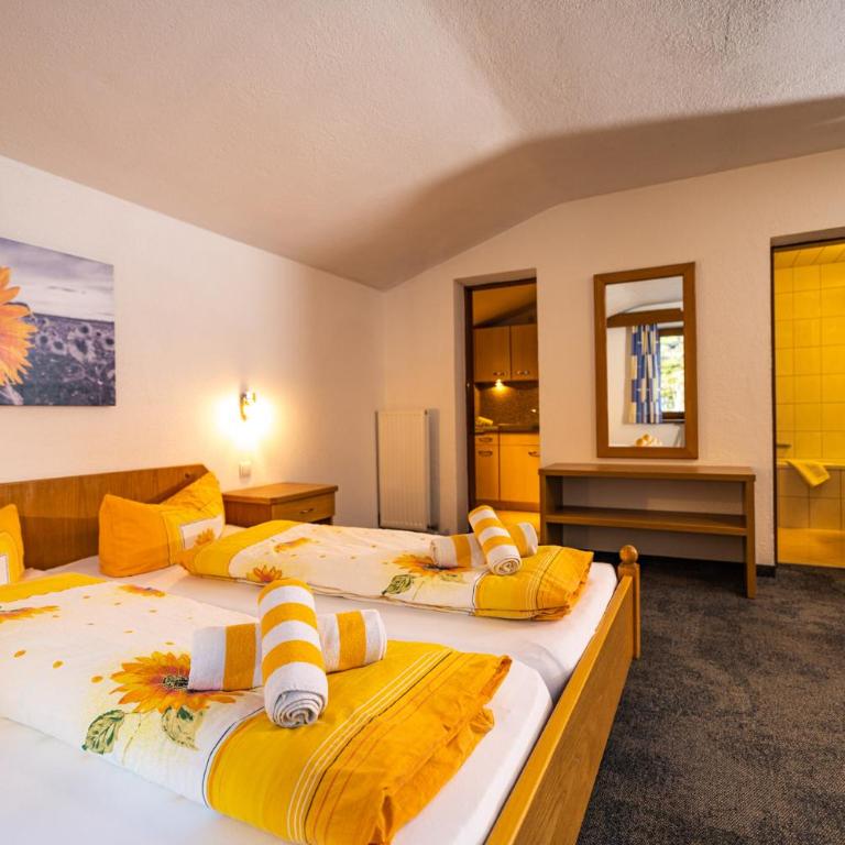Haus Anton Sölden - Apartments & Zimmer - Standard Apartment mit 1 Schlafzimmer Nr. 7 - 2