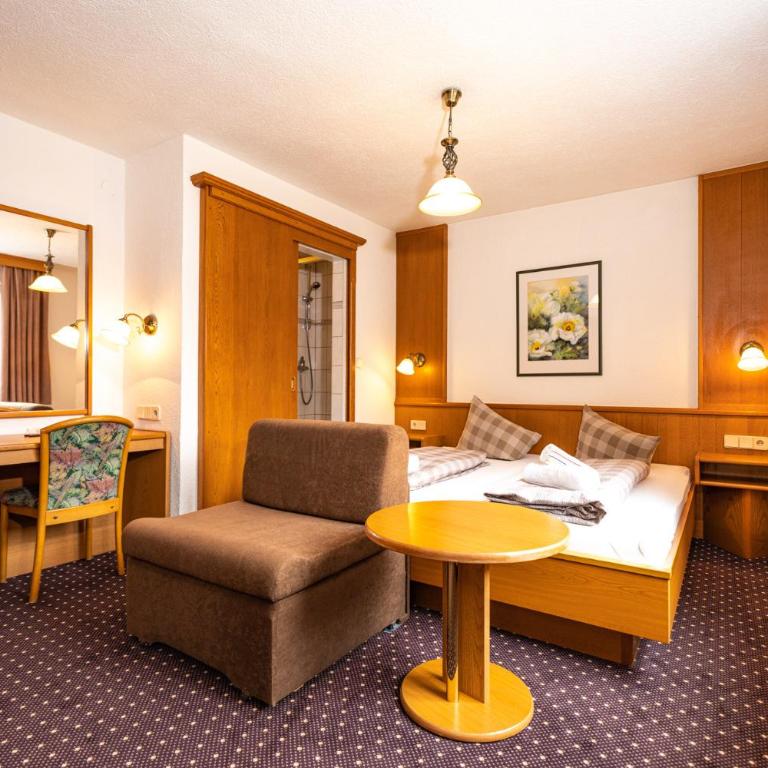 Haus Anton Sölden - Apartments & Zimmer - Deluxe Doppelzimmer - 3