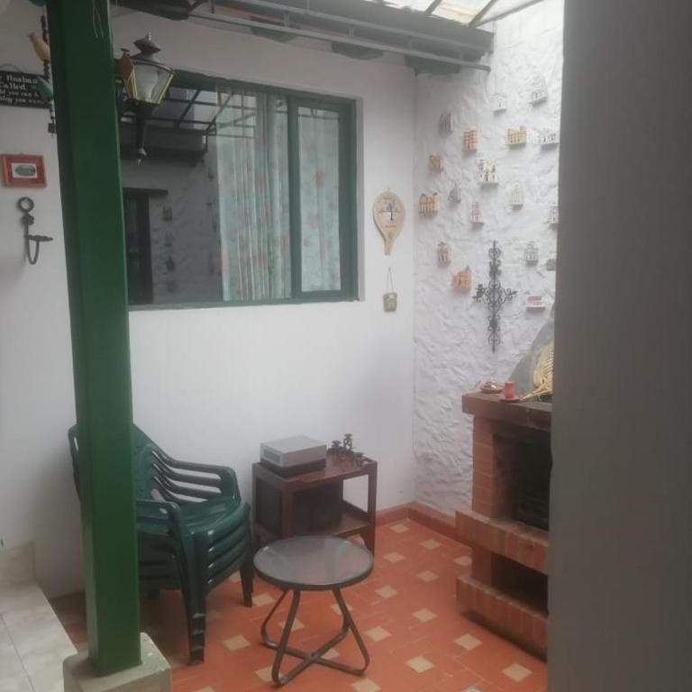 Hotel Boutique La Cueva de la Luna, El Arte se hace Descanso - Casa de 3 dormitorios - 1