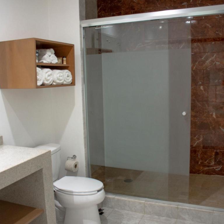 Hotel Tramonto Mazatlan - Habitación Cuádruple con vistas al mar - 8