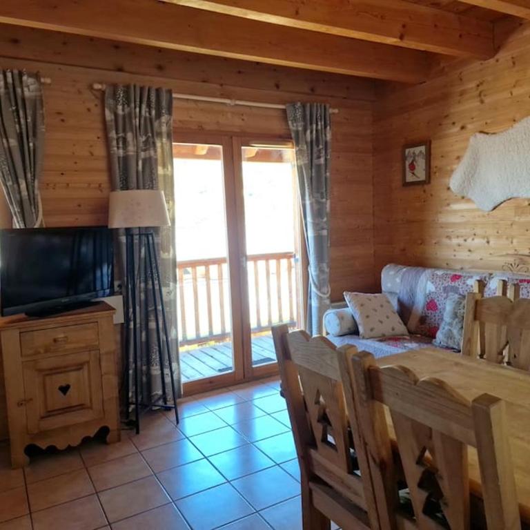 Saint François Longchamps Loc à la Montagne avec piscine été hiver vg23 - Chalet 2 Chambres - 11