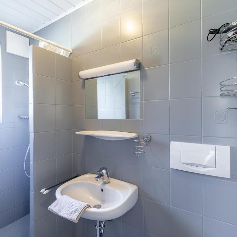 Appartements DAS RETTENBACHER - Apartment mit 3 Schlafzimmern, Terrasse und Bergblick - 20
