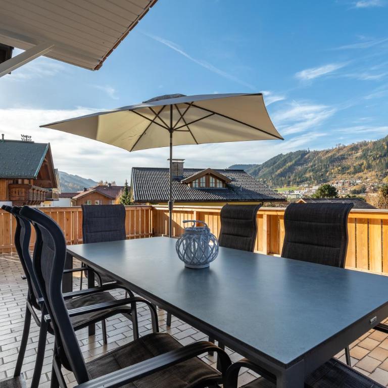 Appartements DAS RETTENBACHER - Apartment mit 3 Schlafzimmern, Terrasse und Bergblick - 3