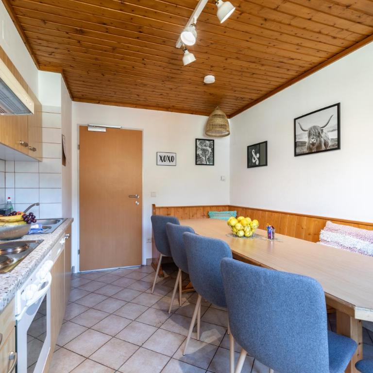 Appartements DAS RETTENBACHER - Four-Bedroom Apartment with Balcony and Mountain View - 14