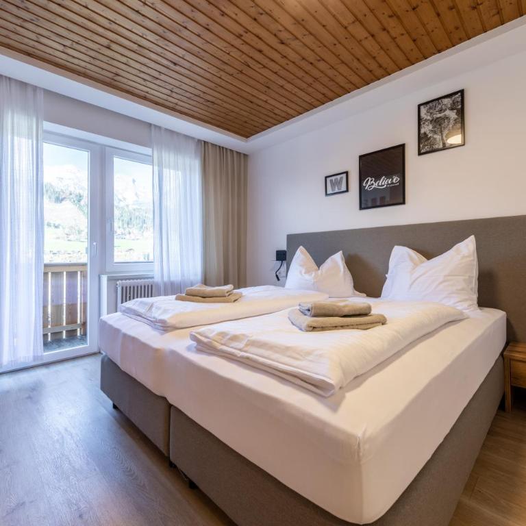 Appartements DAS RETTENBACHER - Four-Bedroom Apartment with Balcony and Mountain View - 3