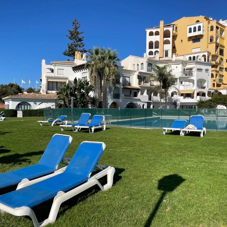 FASCINANTE Hogar en Cabo Pino en MARBELLA - Two-Bedroom Apartment - 75