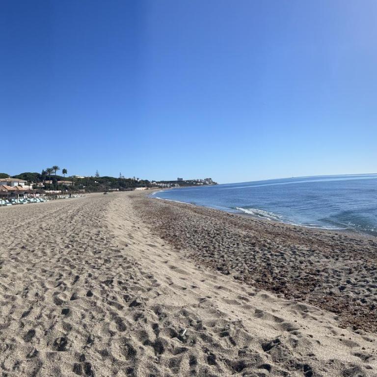 FASCINANTE Hogar en Cabo Pino en MARBELLA - Two-Bedroom Apartment - 97