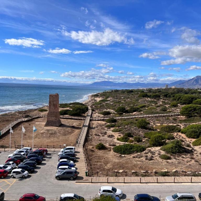 FASCINANTE Hogar en Cabo Pino en MARBELLA - Two-Bedroom Apartment - 86