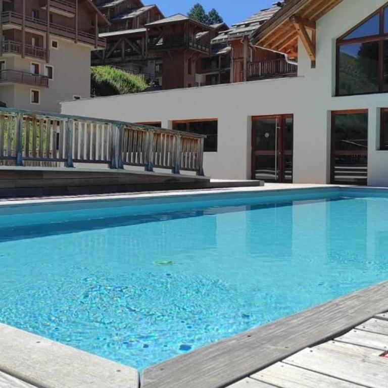 Appt Le Hameau Des Rennes 4 étoiles Pieds des pistes Piscine Intérieure Extérieure - One-Bedroom Apartment - 33