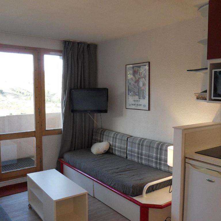 Appartement cosy au pied des pistes avec balcon et parking - FR-1-181-2040 - Apartment - 4