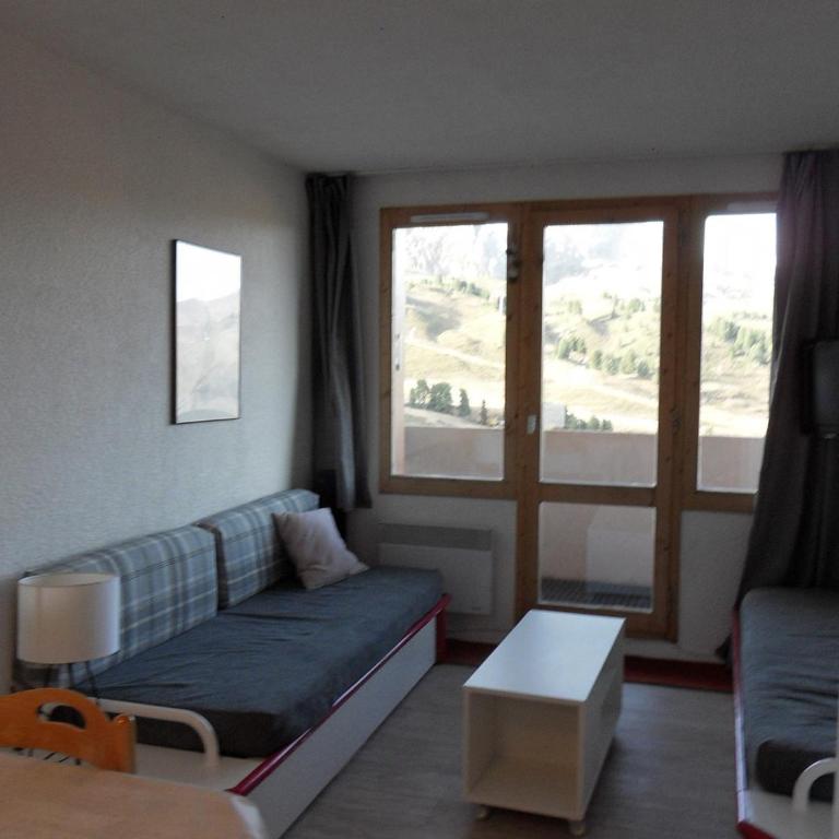Appartement cosy au pied des pistes avec balcon et parking - FR-1-181-2040 - Apartment - 6
