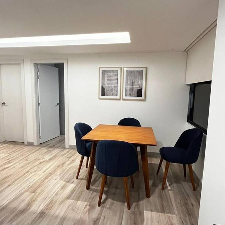 MiniSuite con ubicación estratégica en Monteserrín - One-Bedroom Apartment - 2