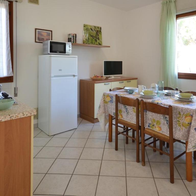 Villaggio Le Palme - Appartamento con 2 Camere da Letto e Giardino - 11